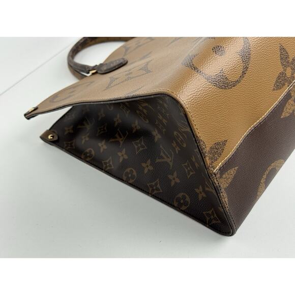 Louis Vuitton Monogram Giant Onthego GM Tote Bag Brown with Gold Hardware B-3 - Picture 9 of 16